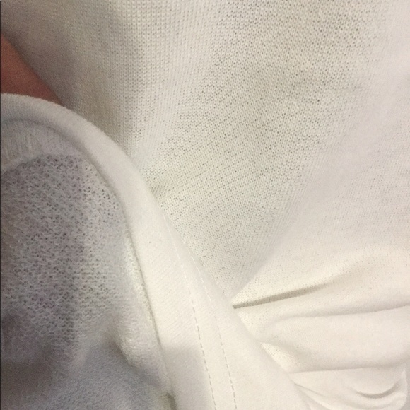 ❌DONATED❌White Contrast Leopard Panel Sleeve Tunic Top - Picture 7 of 9